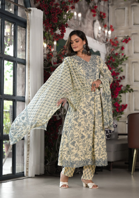 Juniper - Grey Floral Printed Liva Rayon Kurta, Pant And Dupatta Set With Mirror & Thread Work