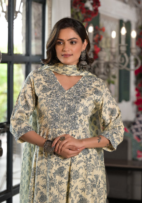 Juniper - Grey Floral Printed Liva Rayon Kurta, Pant And Dupatta Set With Mirror & Thread Work